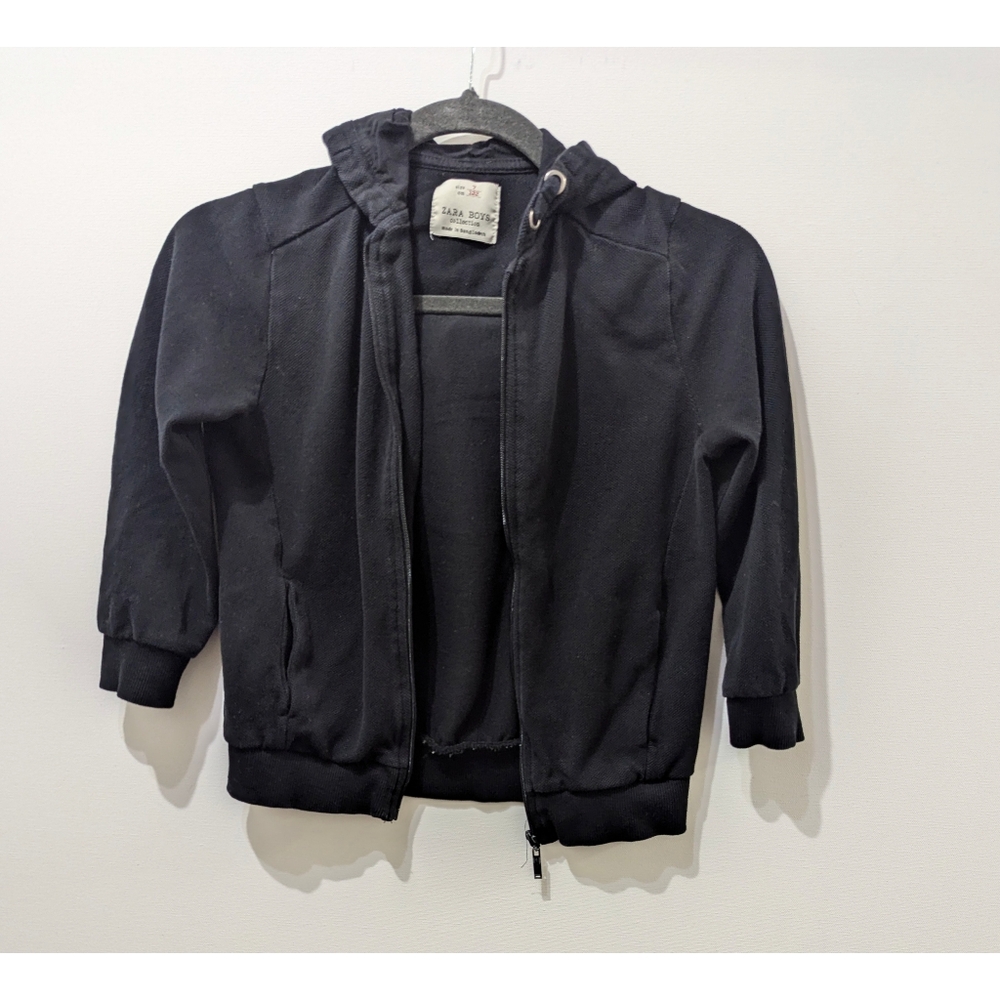 ZARA Black Hooded Sweatshirt Boy's Size 7